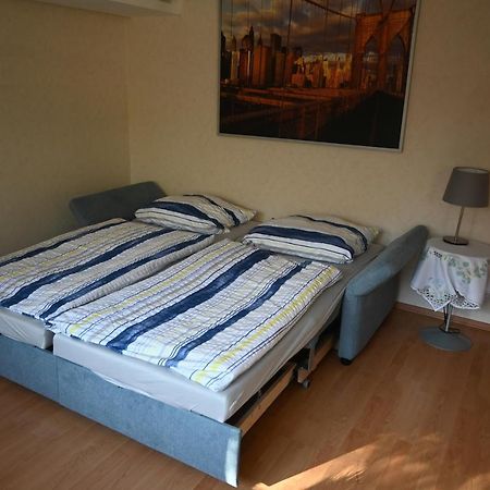 2 Zi-Appartment Mit Gartennutzung Brühl  Zewnętrze zdjęcie
